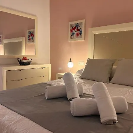 Con Excelente Ubicacion Y Terraza Privada Appartamento Cordova