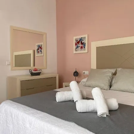 Con Excelente Ubicacion Y Terraza Privada