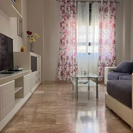 Con Excelente Ubicacion Y Terraza Privada * 코르도바