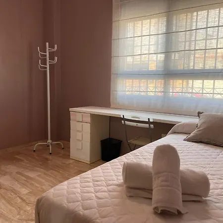 Con Excelente Ubicacion Y Terraza Privada 아파트 코르도바