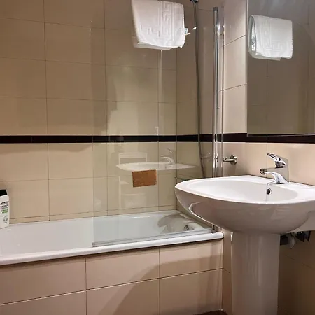 Con Excelente Ubicacion Y Terraza Privada 아파트 코르도바