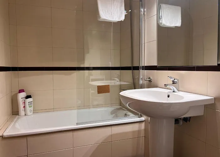 Con Excelente Ubicacion Y Terraza Privada Apartament Kordoba